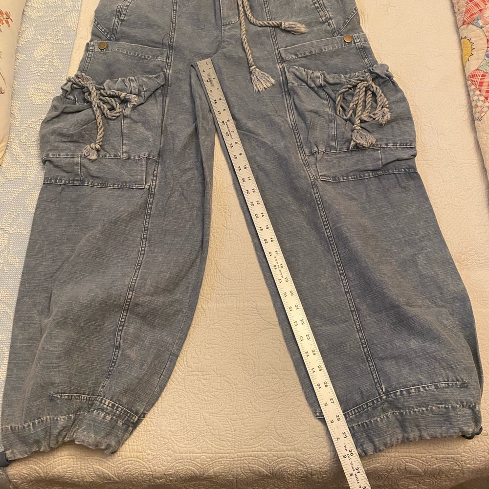 NWOT Oli & Hali Light Blue Wide-Leg Cargo Joggers - Picture 12 of 13